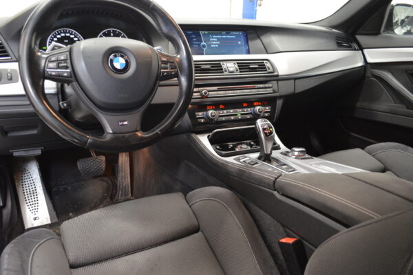 BMW 550d 011